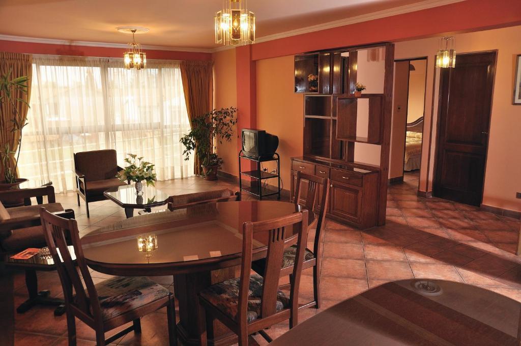 Apart Hotel Violettas Cochabamba Exterior foto